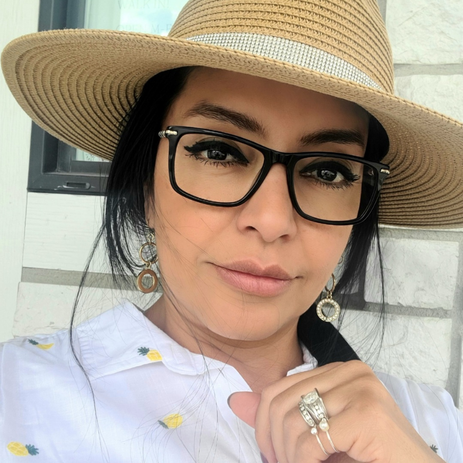 Sonia Zisumbo